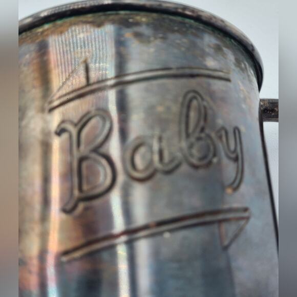 Vintage 1881 Rogers Small Silver Plated Baby Cup - Picture 7 of 10